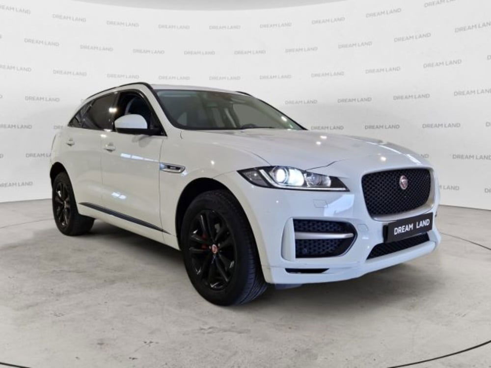 Jaguar F-Pace usata a Livorno (3)