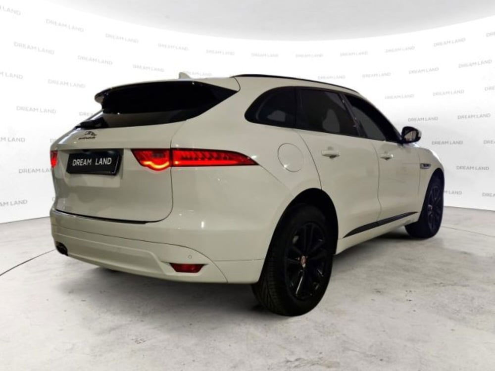 Jaguar F-Pace usata a Livorno (6)