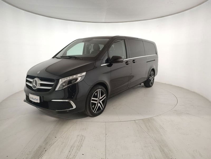 Mercedes-Benz Classe V 250 d Automatic 4Matic Sport Extralong  del 2022 usata a Alessandria