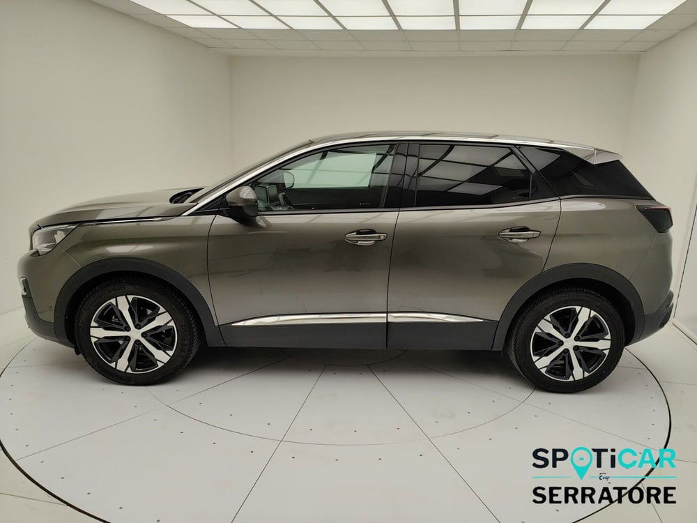 Peugeot 3008 usata a Como (4)