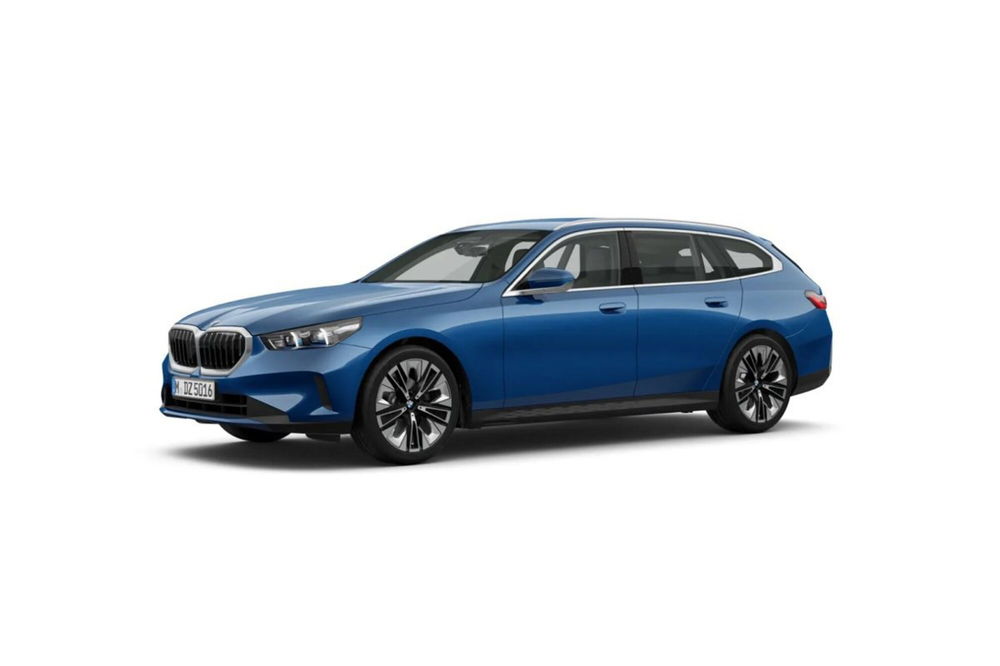 BMW i5 Touring usata a Torino (3)