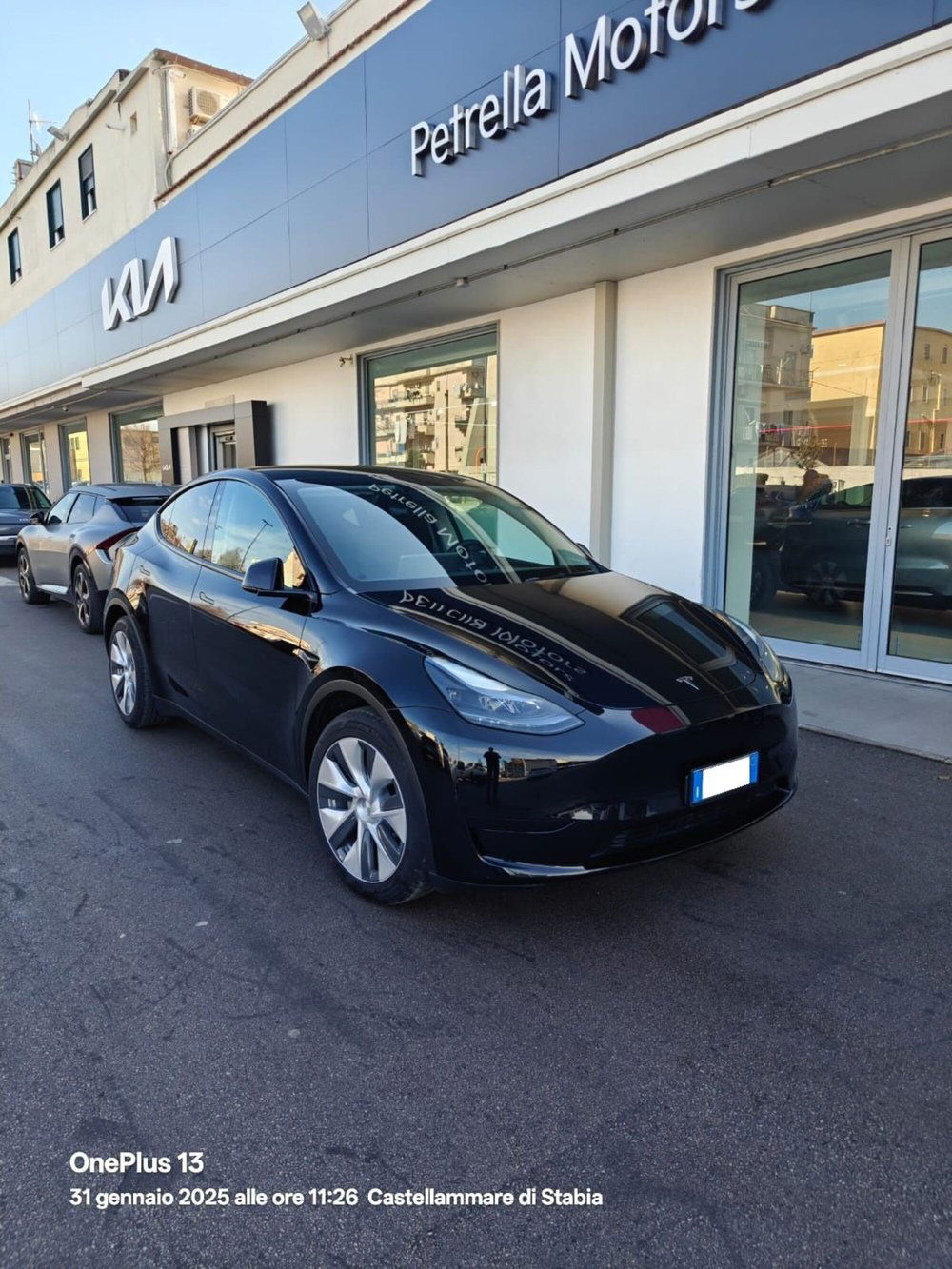 Tesla Model Y usata a Napoli (5)