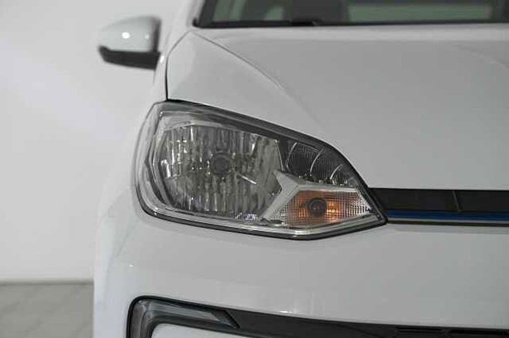 Volkswagen e-up! usata a Como (5)