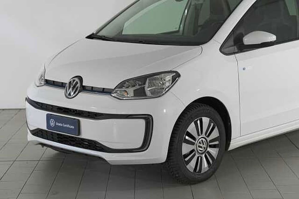 Volkswagen e-up! usata a Como (7)