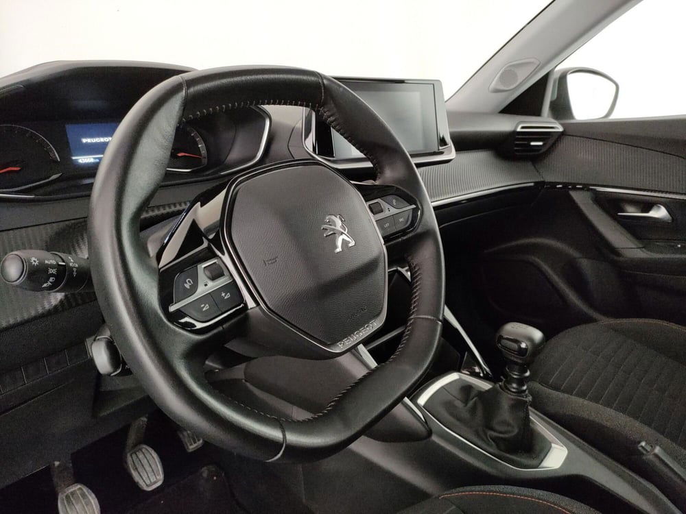 Peugeot 2008 usata a Roma (11)