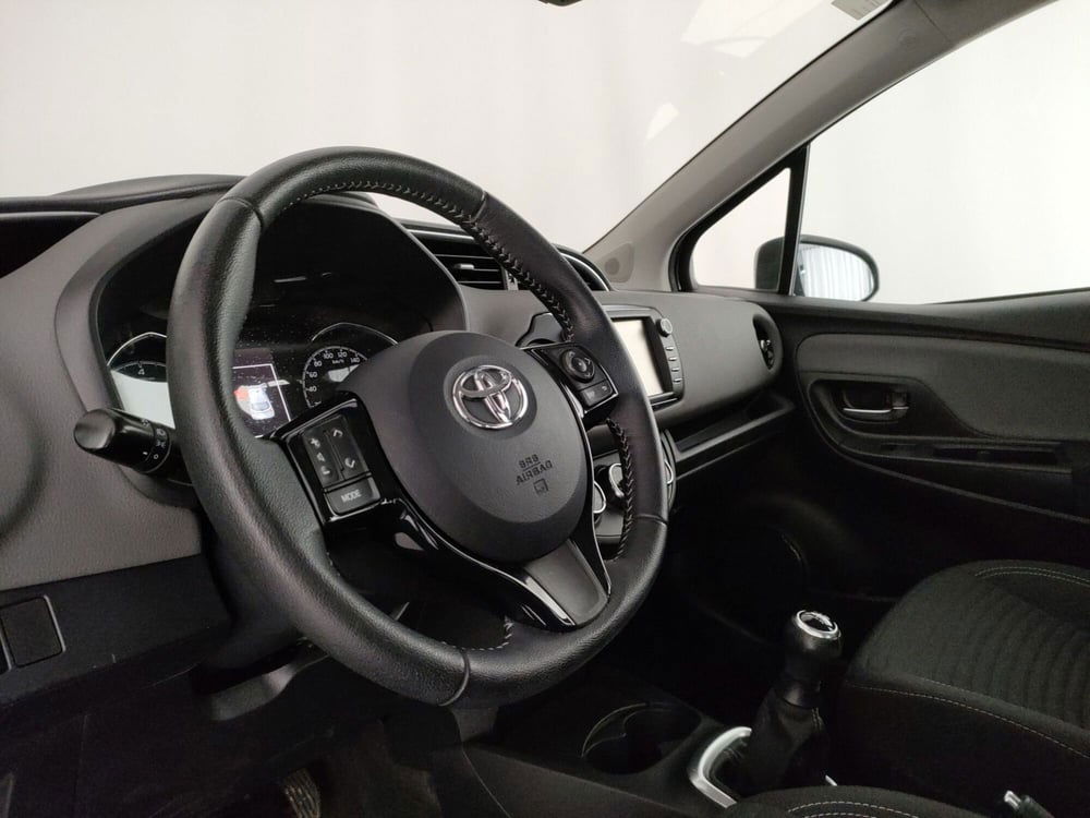 Toyota Yaris usata a Roma (11)