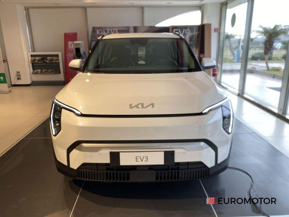 Kia EV3 nuova a Bari (2)