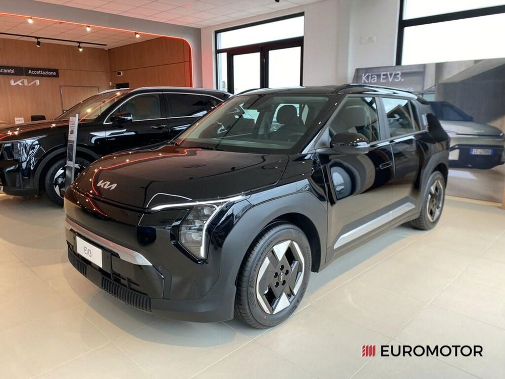 Kia EV3 nuova a Bari