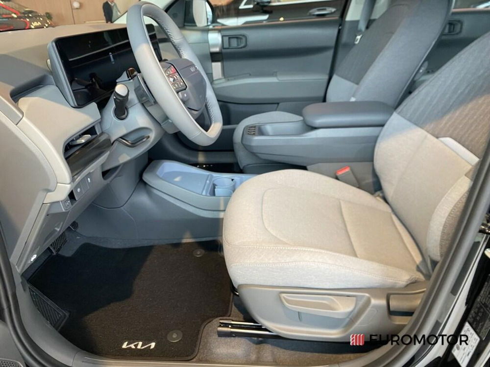 Kia EV3 nuova a Bari (11)