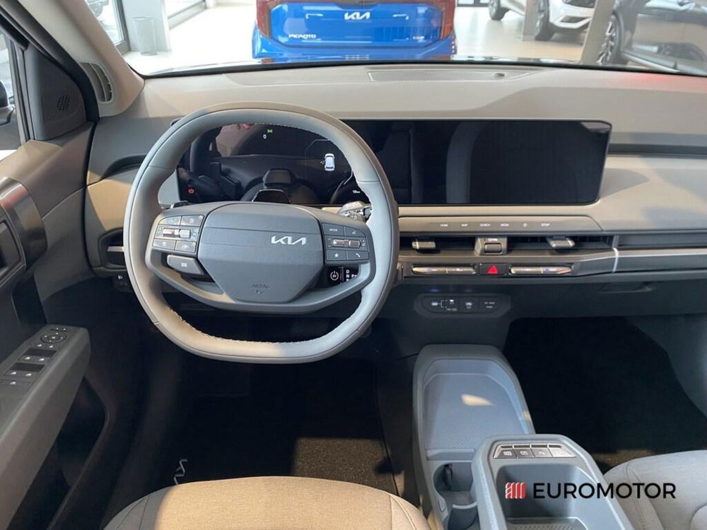 Kia EV3 nuova a Bari (12)