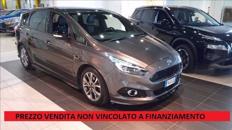 Ford S-Max 2.0 TDCi 150CV Start&Stop ST-Line Business del 2018 usata a Trezzano sul Naviglio