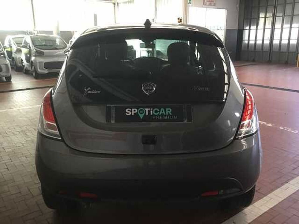 Lancia Ypsilon usata a Varese (6)