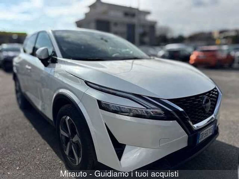 Nissan Qashqai 1.3 mhev N-Connecta 4wd 158cv xtronic del 2023 usata a Roma