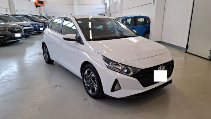 Hyundai i20 1.2 mpi Connectline mt del 2023 usata a Palazzolo sull'Oglio