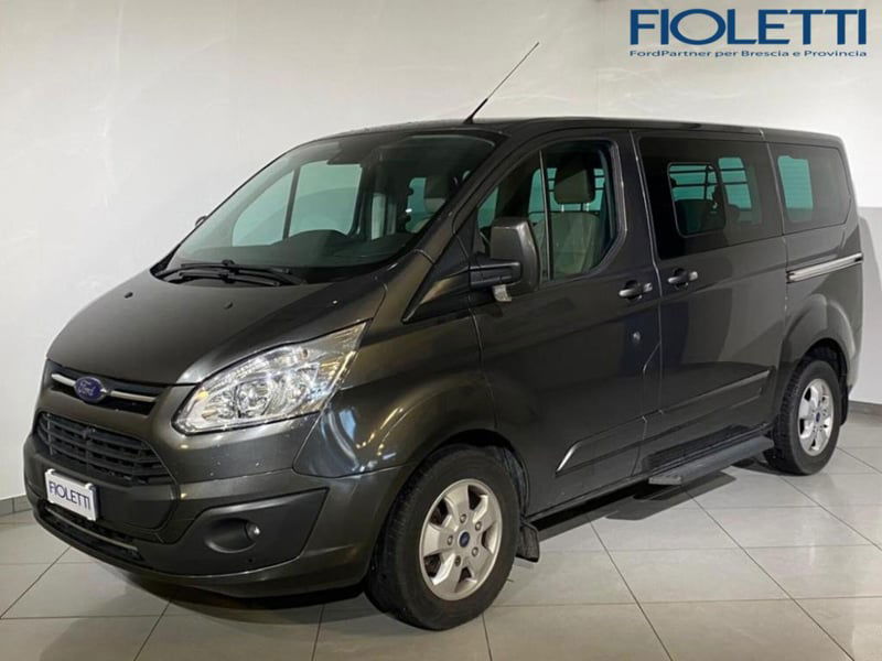 Ford Tourneo Custom 310 2.0 TDCi 170CV PC Titanium  del 2016 usata a Desenzano del Garda