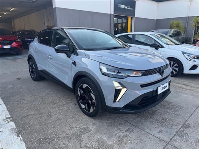 Renault Captur 1.6 full hybrid Techno 145cv auto del 2024 usata a Oristano