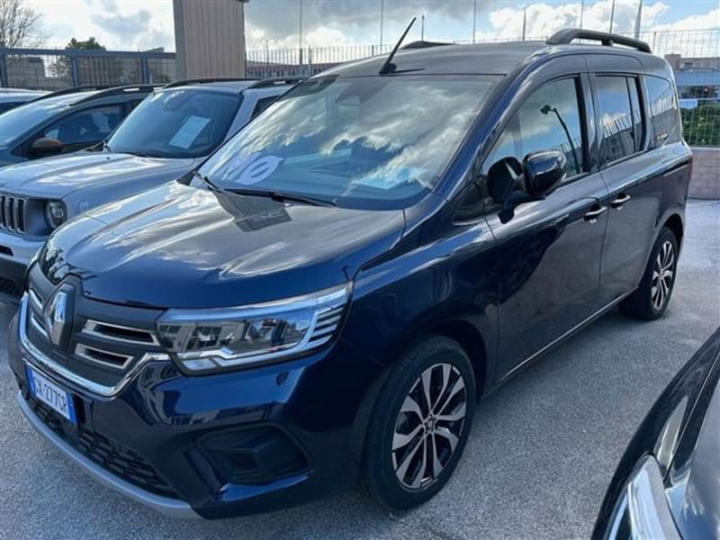 Renault Kangoo Techno EV45 DC 80kW nuova a Taranto