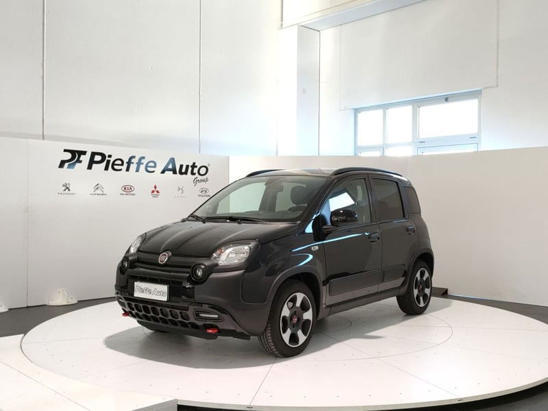 Fiat Panda Cross Cross 1.0 FireFly S&S Hybrid  del 2024 usata a L'Aquila