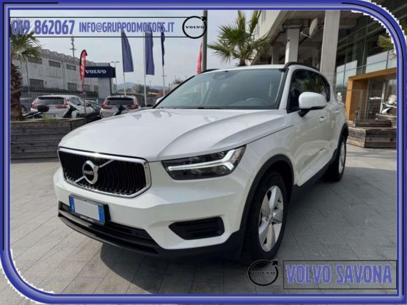 Volvo XC40 D3 Momentum Core del 2020 usata a Savona