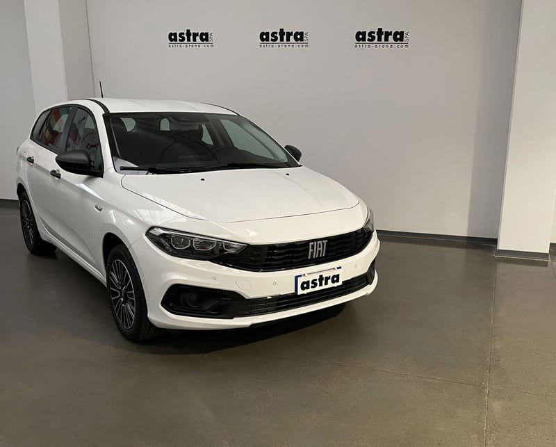 Fiat Tipo Station Wagon Tipo 1.0 SW Business nuova a Arona