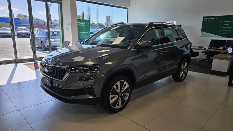 Skoda Karoq 1.0 tsi Style 115cv nuova a Livorno