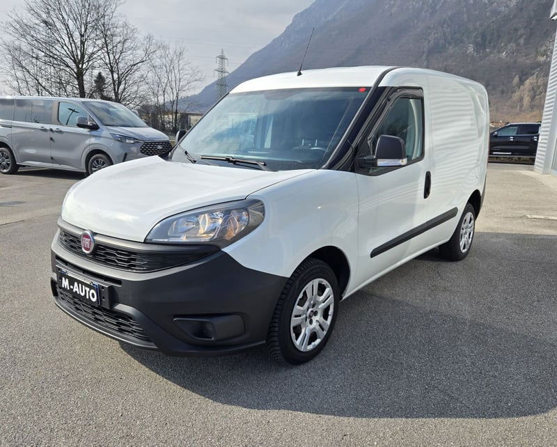 Fiat Doblò Furgone 1.3 MJT PC-TN Cargo Lamierato  del 2018 usata a Belluno