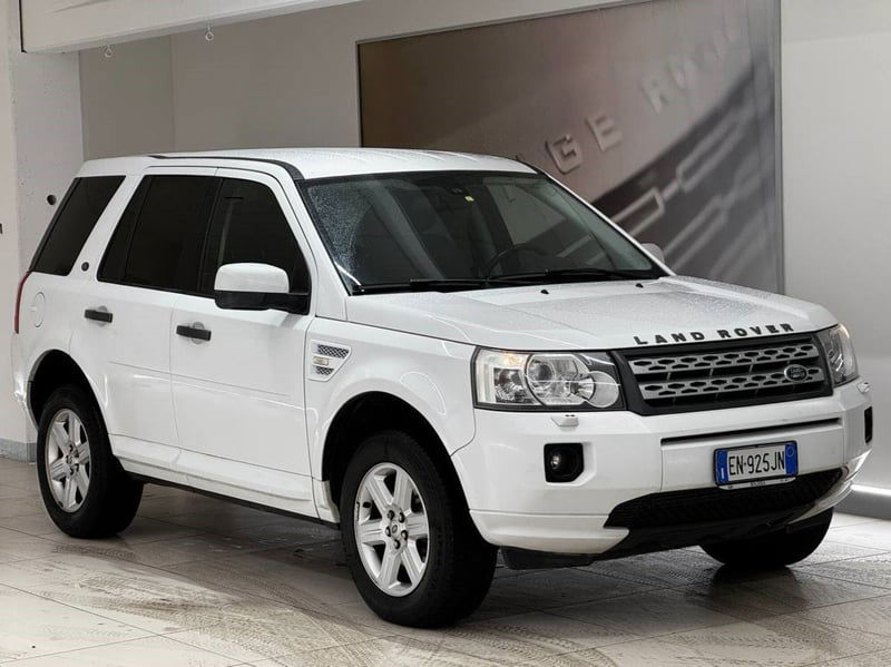 Land Rover Freelander 2.2 SD4 S.W. S  del 2012 usata a Savona