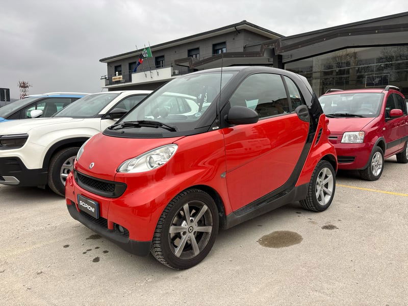 smart Fortwo 1000 62 kW coupé passion  del 2009 usata a L'Aquila