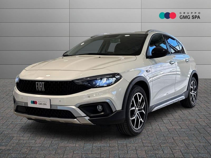 Fiat Tipo Tipo 5p 1.3 mjt Cross s&s 95cv del 2021 usata a Pistoia