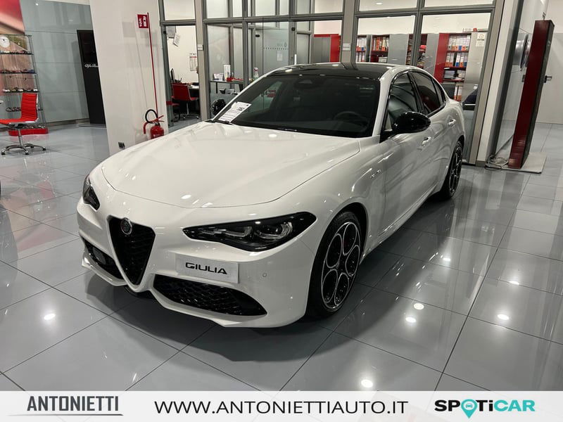 Alfa Romeo Giulia 2.2 Turbodiesel 160 CV AT8 Executive  nuova a Fabriano