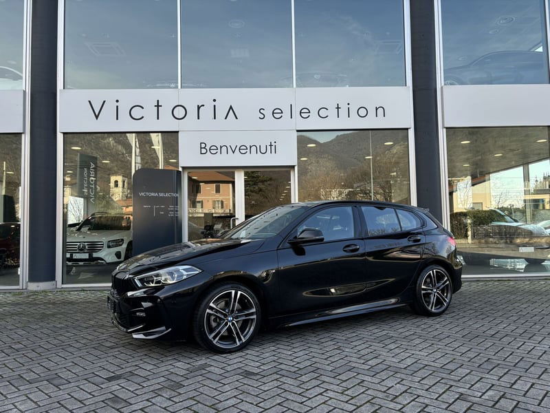 BMW Serie 1 118i 5p. Sport del 2024 usata a Brescia