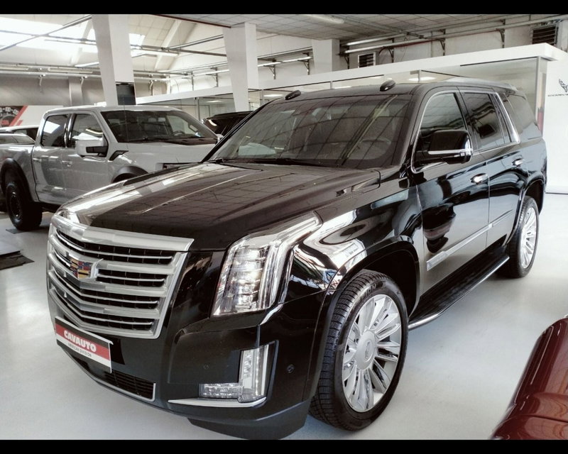 Cadillac Escalade 6.2 V8 aut. Sport Luxury del 2017 usata a Monza