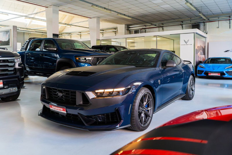 Ford Mustang Coupé 5.0 V8 Dark Horse 453cv nuova a Monza