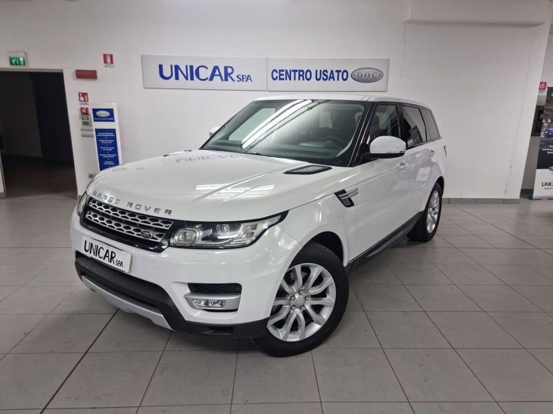 Land Rover Range Rover Sport 3.0 TDV6 HSE  del 2015 usata a Alba