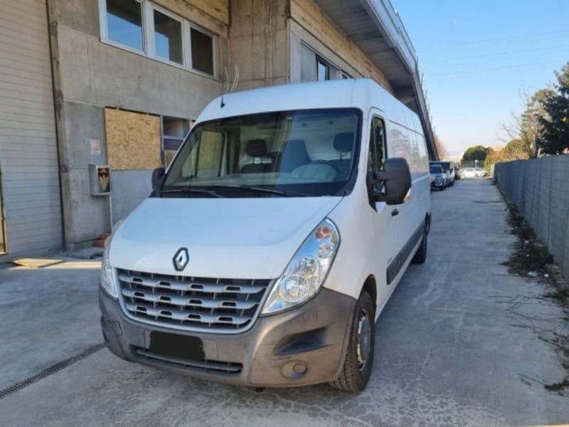 Renault Master Furgone T35 2.3 dCi/150 PL-TA Furgone E5 del 2012 usata a Bovisio-Masciago