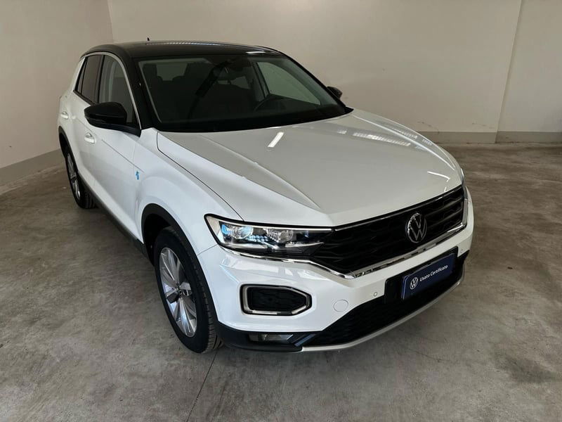 Volkswagen T-Roc 1.0 TSI Style del 2022 usata a Avezzano