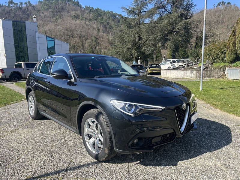 Alfa Romeo Stelvio Stelvio 2.2 Turbodiesel 210 CV AT8 Q4 Business  del 2019 usata a Sesta Godano