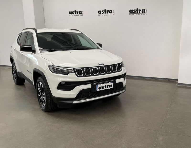 Jeep Compass 1.3 T4 190CV PHEV AT6 4xe Limited nuova a Arona