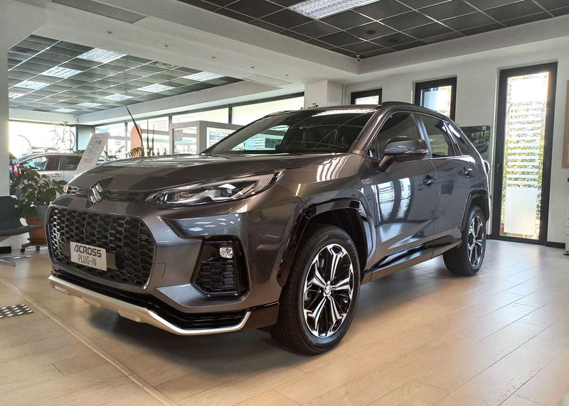 Suzuki Across 2.5 Plug-in Hybrid E-CVT 4WD Top nuova a San Vittore Olona