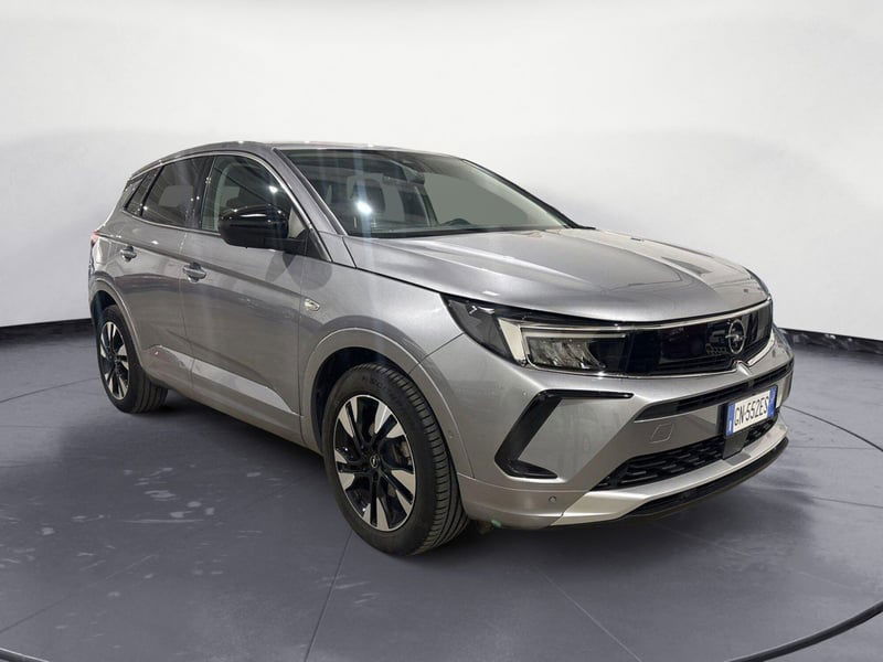 Opel Grandland 1.5 diesel Ecotec aut. Business Elegance del 2023 usata a Caltanissetta