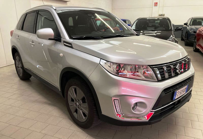 Suzuki Vitara 1.0 Boosterjet 4WD AllGrip Cool del 2019 usata a Vigevano