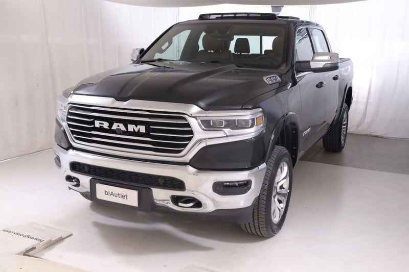 Ram Ram Pick-up Ram 1500 3.0 Crew Cab Long Bed Limited Night Edition Gpl 540cv at8 nuova a Settimo Torinese