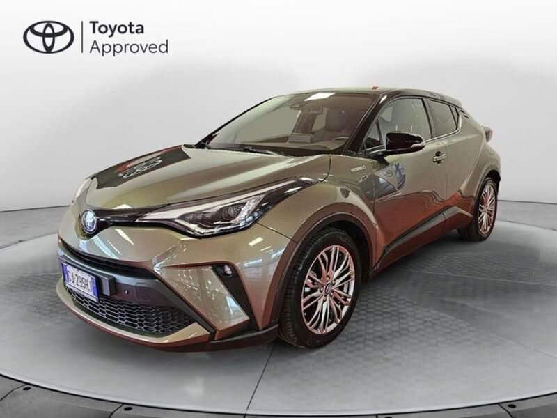 Toyota Toyota C-HR 2.0 Hybrid E-CVT Lounge del 2022 usata a Messina Toyota Toyota C-HR 2.0 Hybrid E-CVT Lounge del 2022 usata a Messina