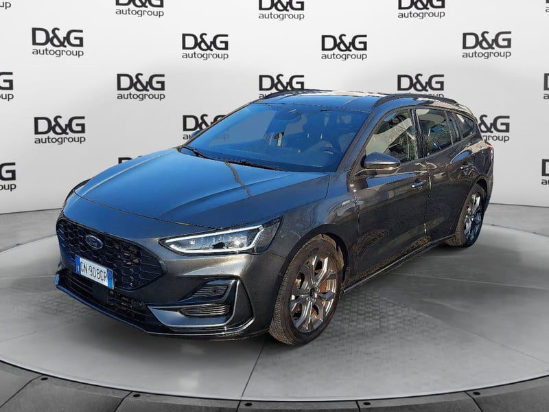 Ford Focus Station Wagon 1.0 EcoBoost Hybrid 125 CV SW ST-Line del 2023 usata a Carpi