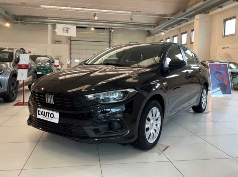 Fiat Tipo Tipo 5p 1.5 t4 hybrid Cross 130cv dct nuova a Caspoggio