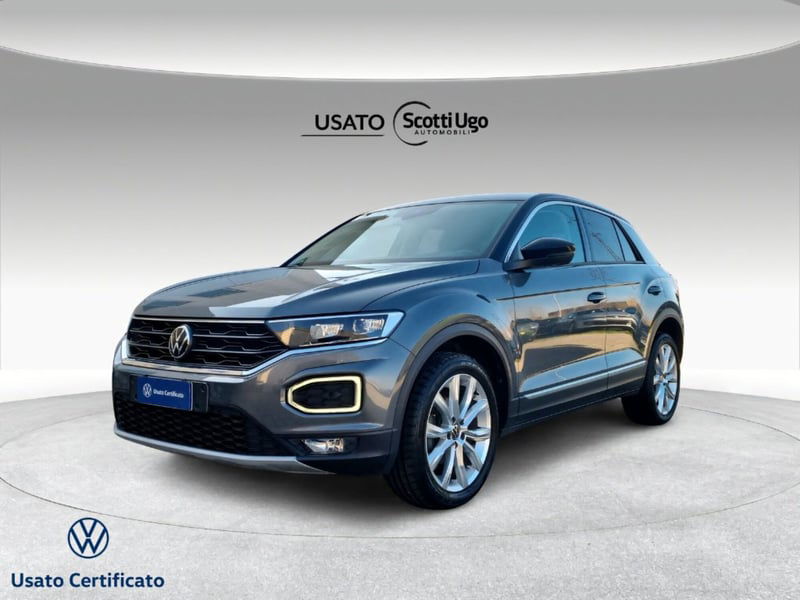 Volkswagen T-Roc 2.0 tdi R-Line 115cv del 2021 usata a Cecina