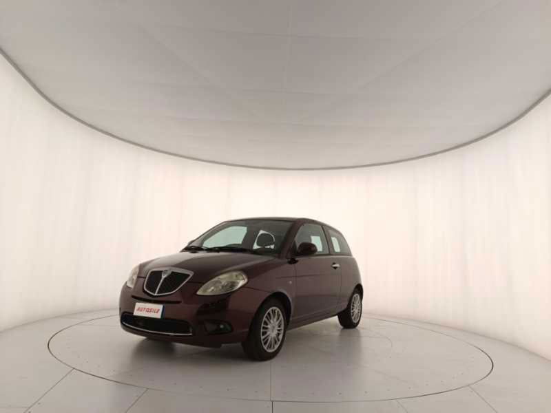 Lancia Ypsilon 1.4 New Oro Ecochic GPL del 2009 usata a Treviso