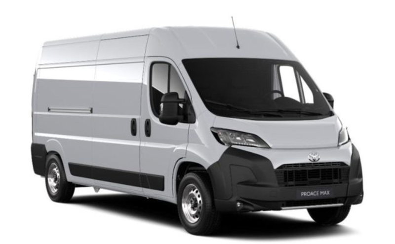 Toyota Proace Max Furgone Max 35H 2.2d 180cv L3H2 auto nuova a Roma