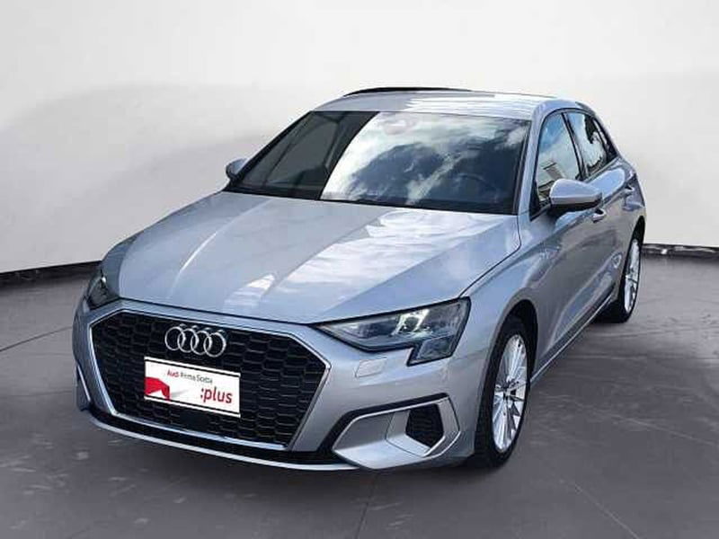 Audi A3 Sportback 35 TFSI COD S tronic Business  del 2021 usata a Lucca