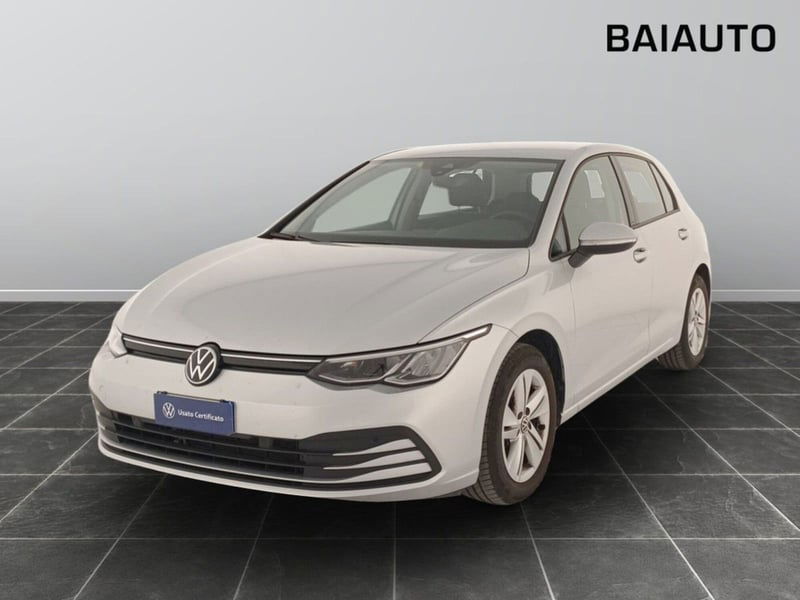 Volkswagen Golf 1.0 eTSI EVO DSG Life del 2024 usata a Reggio nell'Emilia